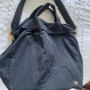 Lululemon bag